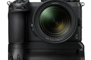 Нові бездзеркальні камери Nikon Z 7II та Nikon Z 6II